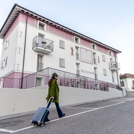 Miralago Locarno Easy Rooms Muralto Buitenkant foto